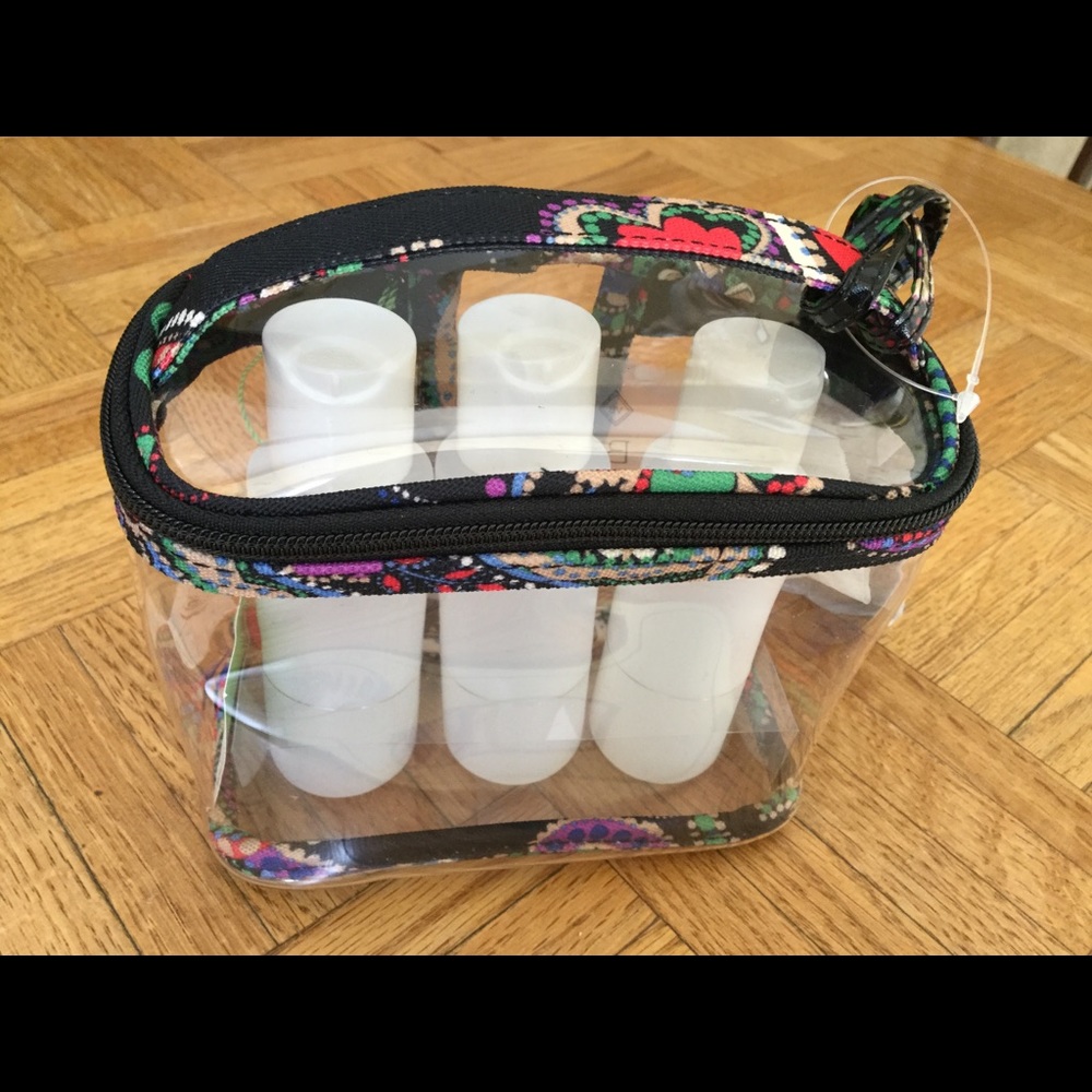 Vera Bradley Lighten up toiletry bag